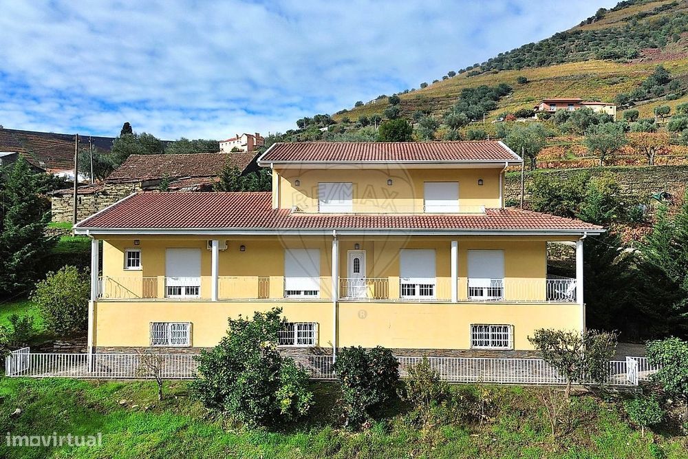 Moradia T6 para venda