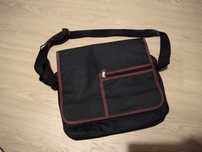 Torba czarna na laptopa