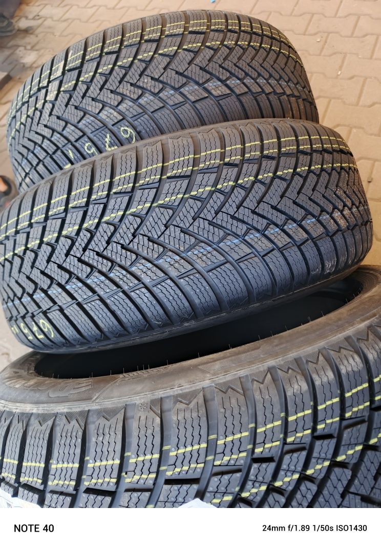 Nowe opony zimowe Barum Polaris 6 235/50/19 103V 24r
