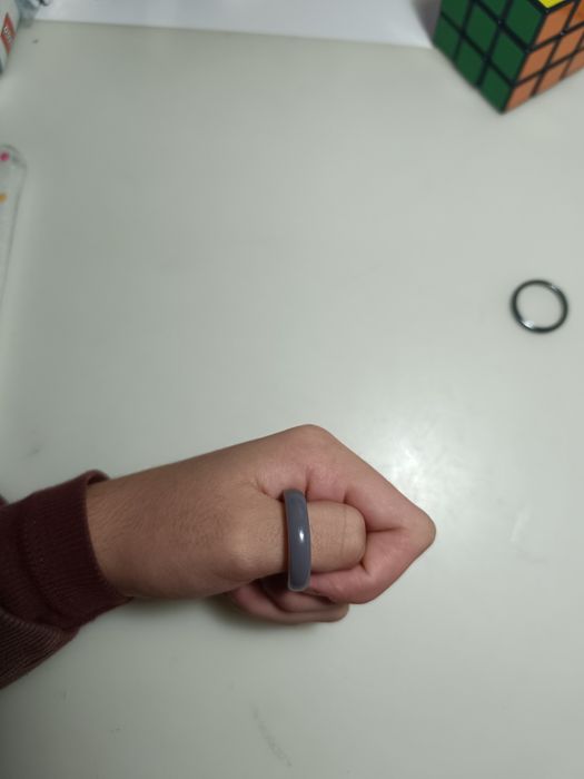 Anel lilás largo de 4mm