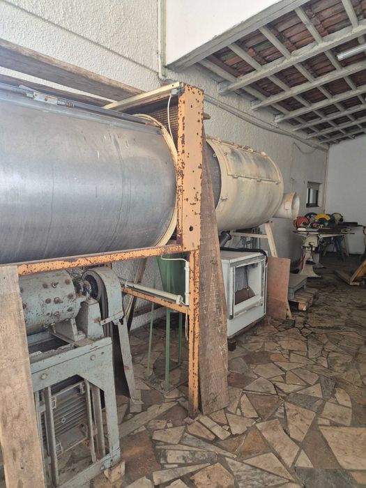 Maquinas industriais cortiça
