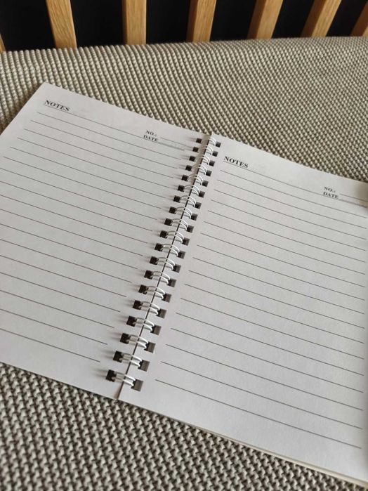 Notes + długopis z kolorowymi wkładami zestaw dla dziecka Miś szkolny