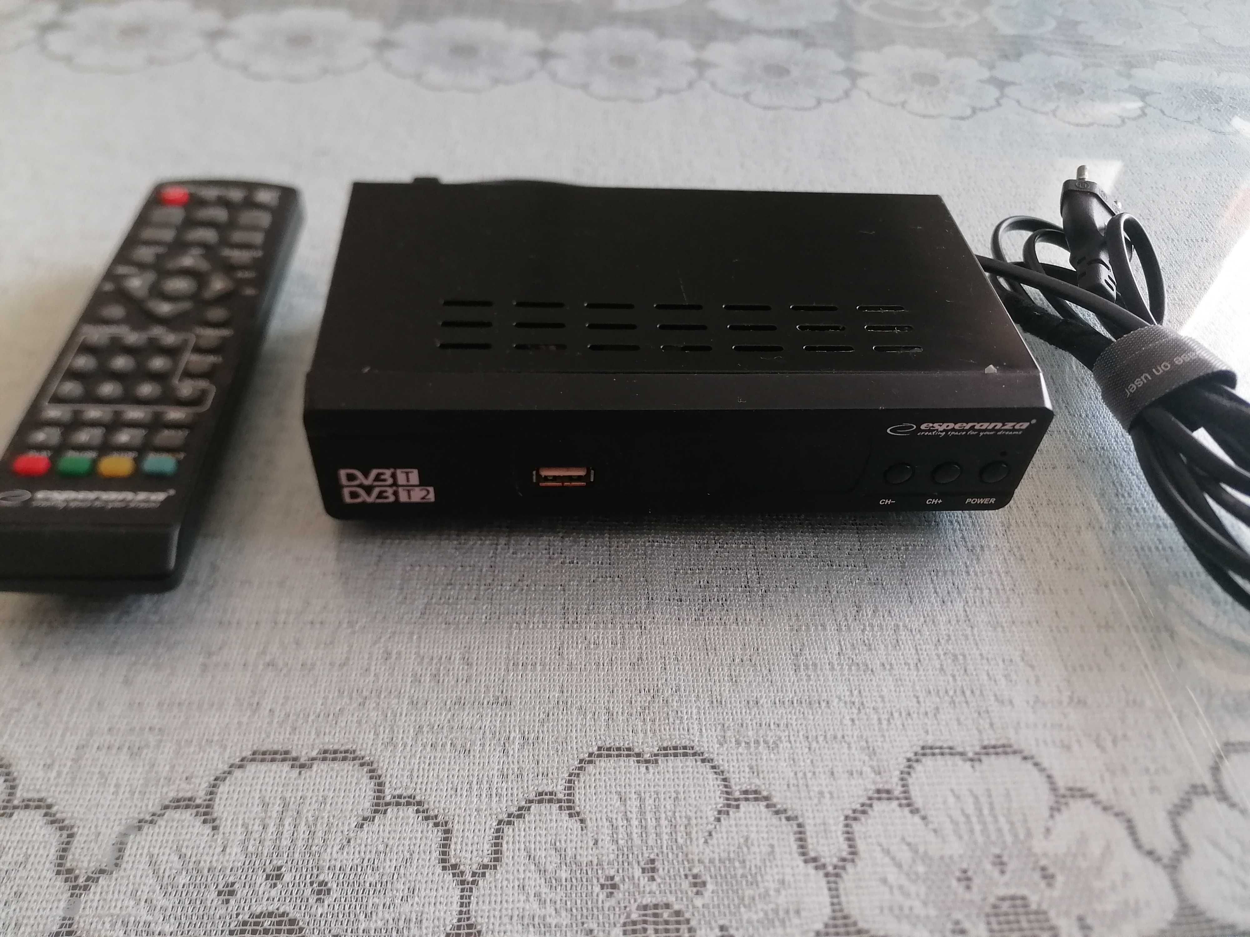 Dekoder DVBT2 Esperenza EV 104 + PILOT