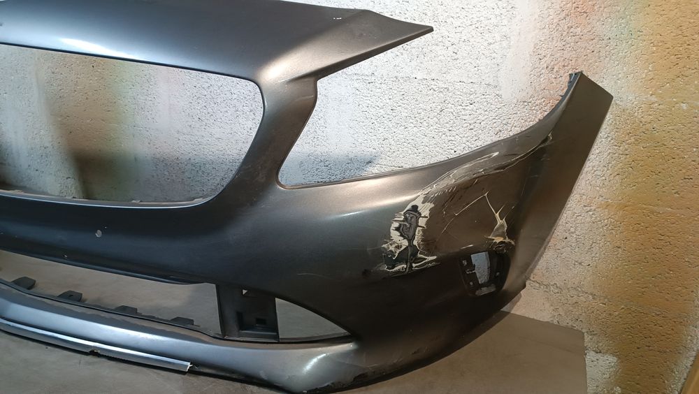 Vendo parachoque de frente Mercedes A class W176 ano 2016/18