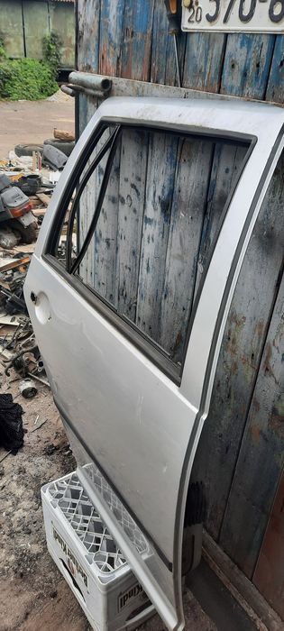 Дверь задняя правая Volkswagen Golf 4 универсал