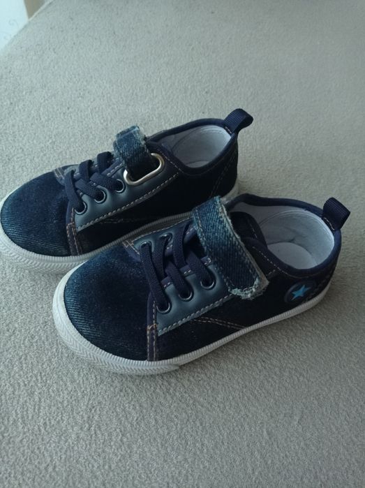 Paczka butów 5 par chłopięcych rozmiar 25