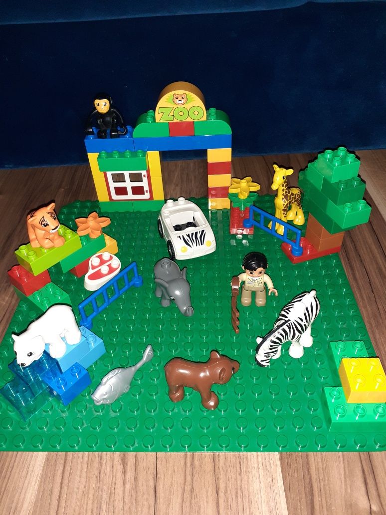 Lego Duplo ZOO 6136 plus plansza GRATIS małpka, zebra i miś