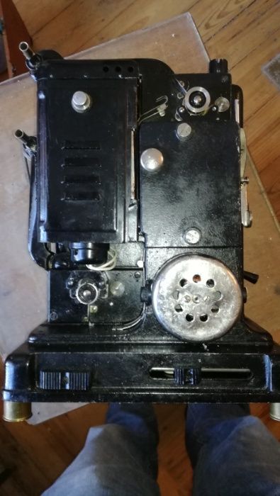 Projector de filmes Agfa Movector 16 all -1928