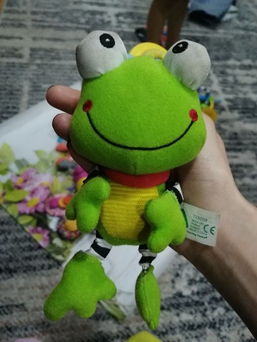 Игрушка на коляску погремушка игрушки