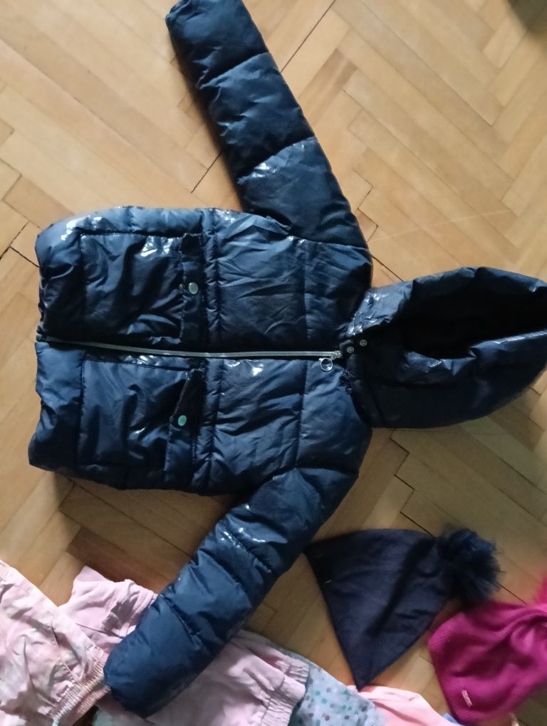 Zestaw rzeczy roz 122/128