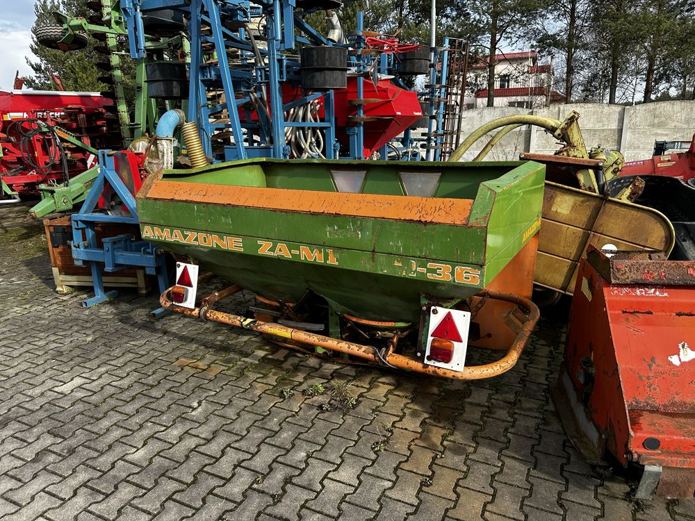 Rozsiewacz nawozow Amazone ZA-M 12-36