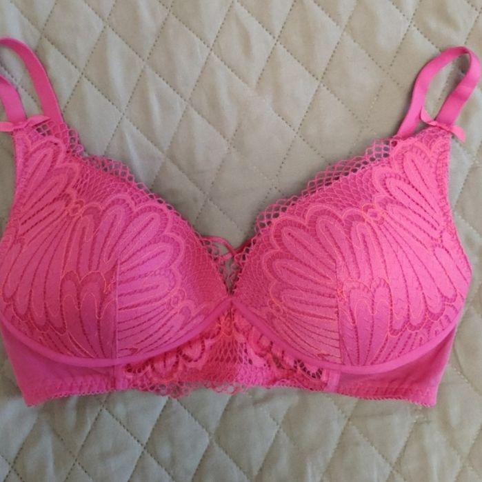 Бюстгальтер жіночий новий M&S