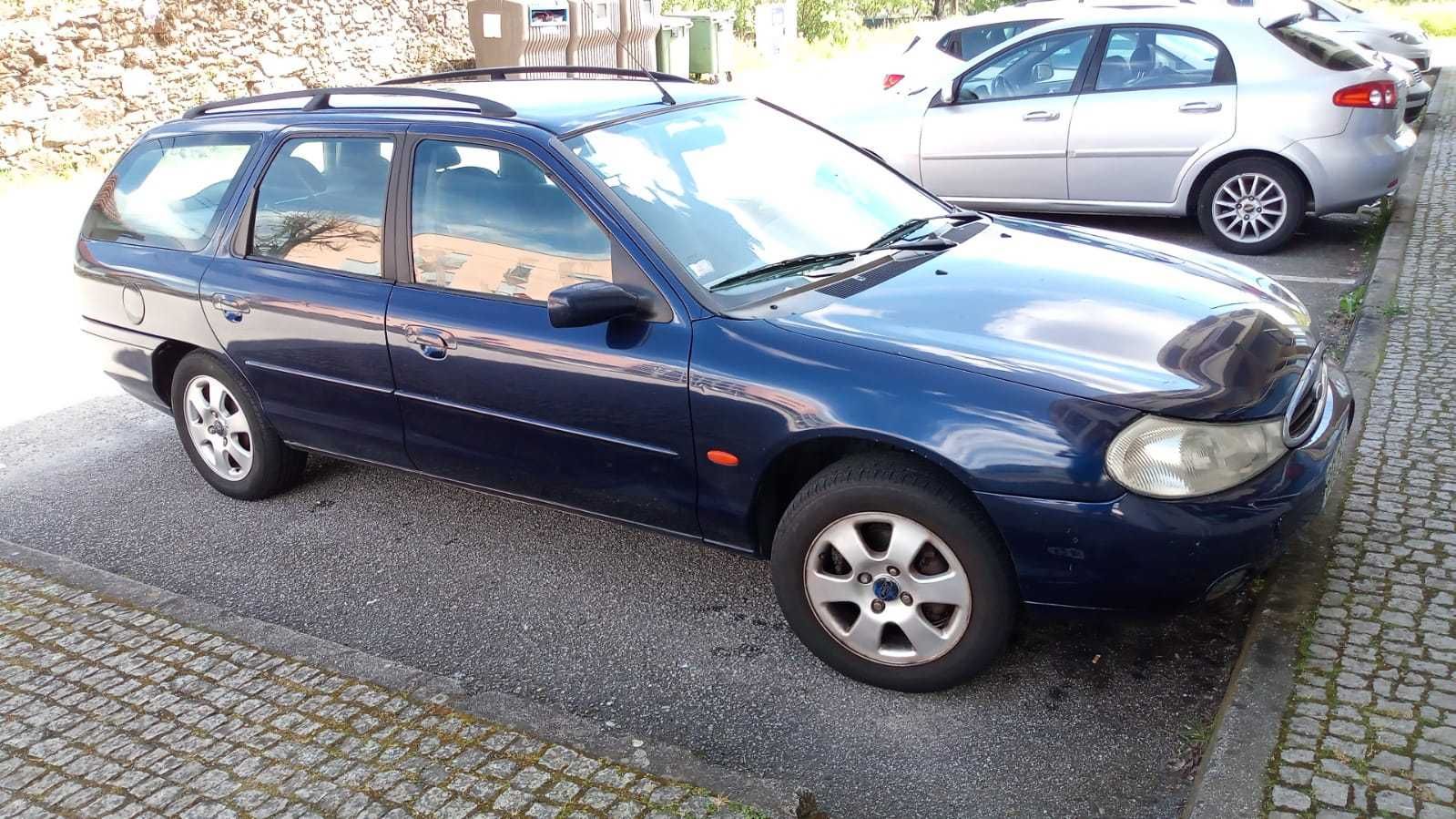 Carrinha Ford Mondeo 2000 Azul Gasoleo/Diesel