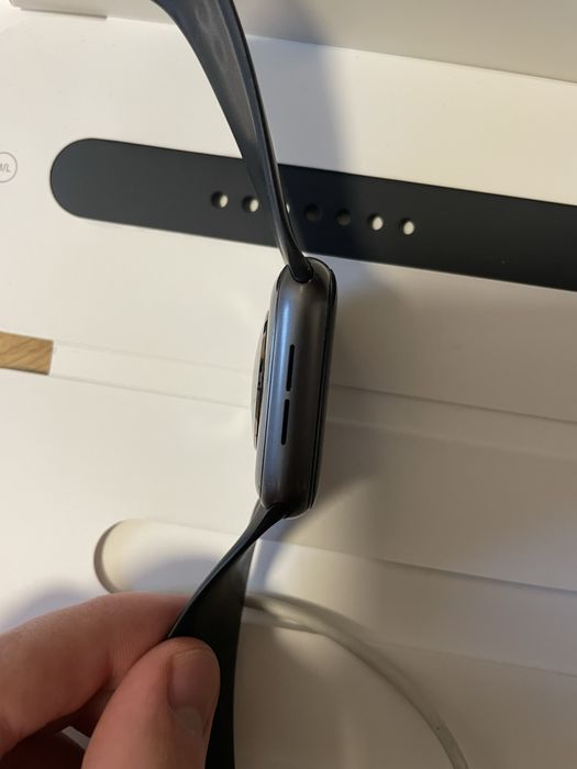 Apple watch 4 44mm space gray aluminium case