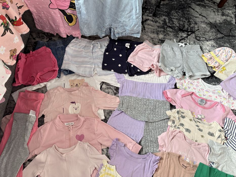 Пакет літніх дитячіх речей на дівчинку, шорти, сукня, футболка, р. 80