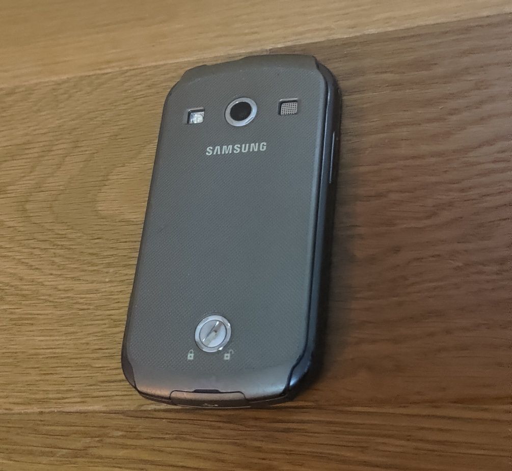 Telefon, smartfon SAMSUNG GT-S7710