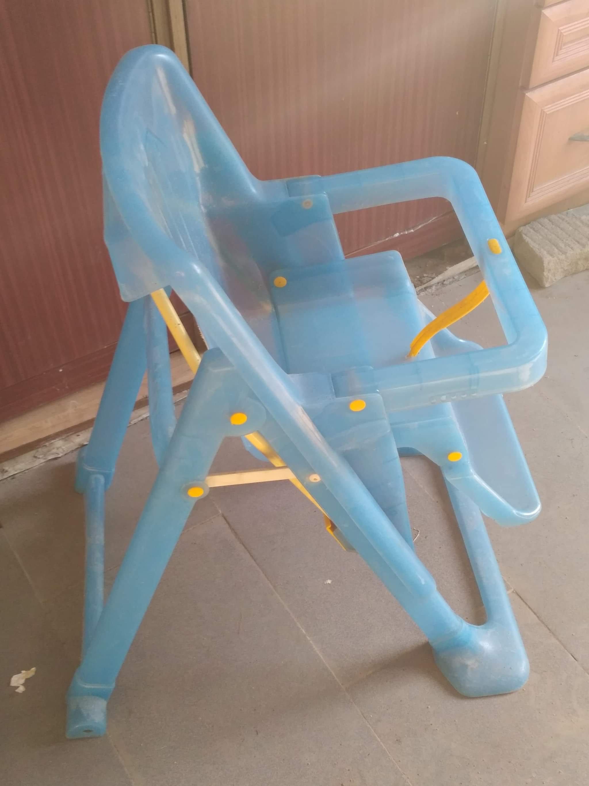 Krzesełko  dla dziecka