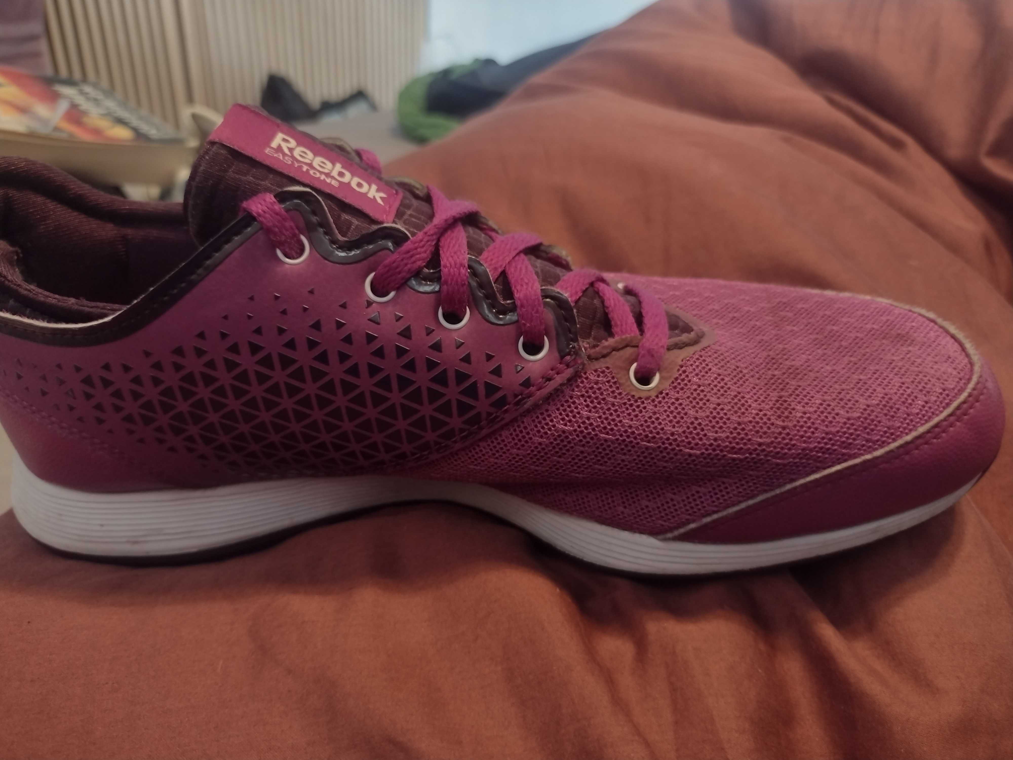 Reebok Easytone 20 Essential II. Rozmiar 40