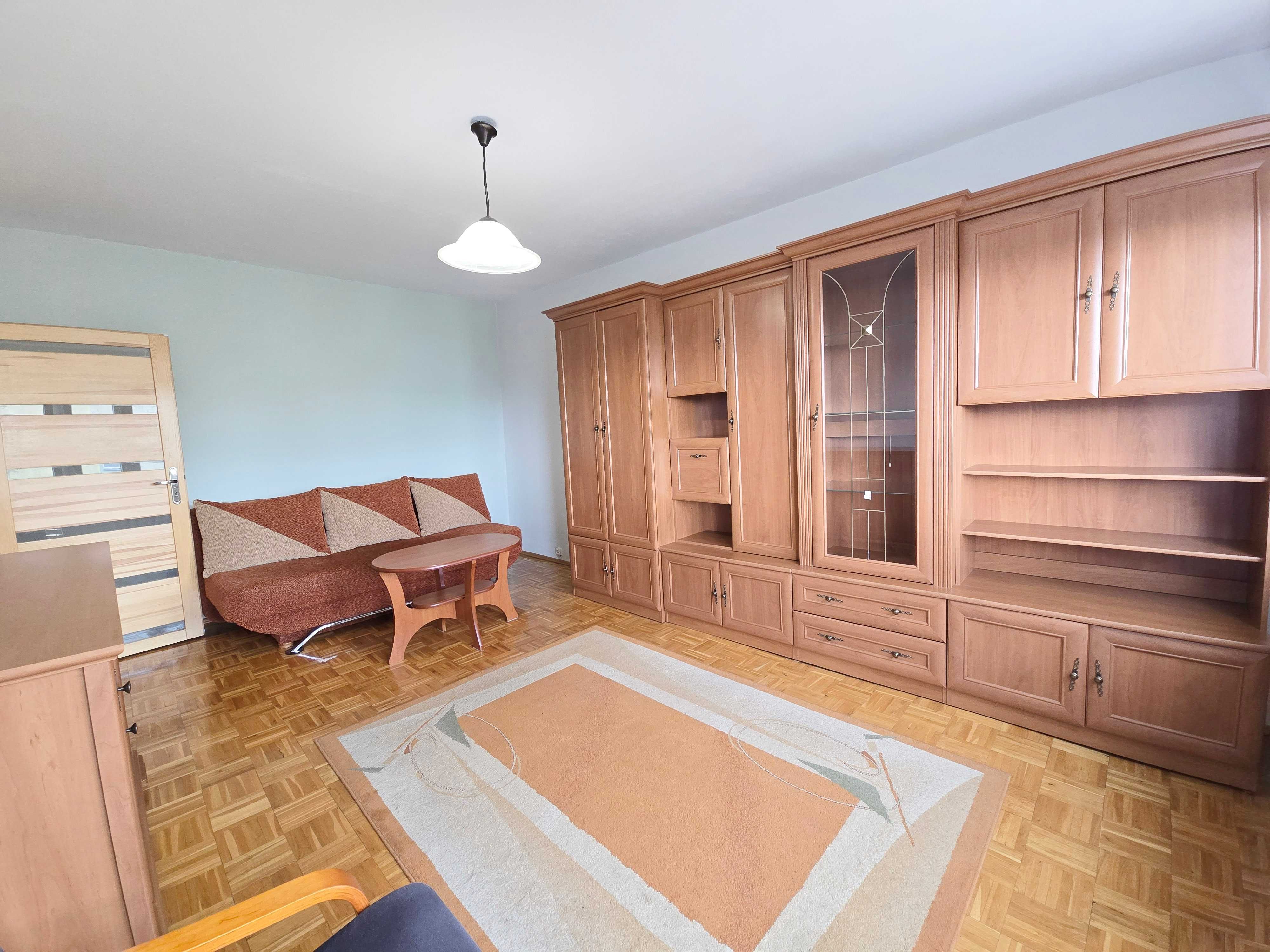 Duża kawalerka (35 m2) na wynajem - Osiedle Młodych w Świdnicy