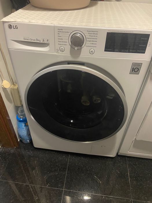 Vendo máquina de lavar roupa LG 9Kg digital