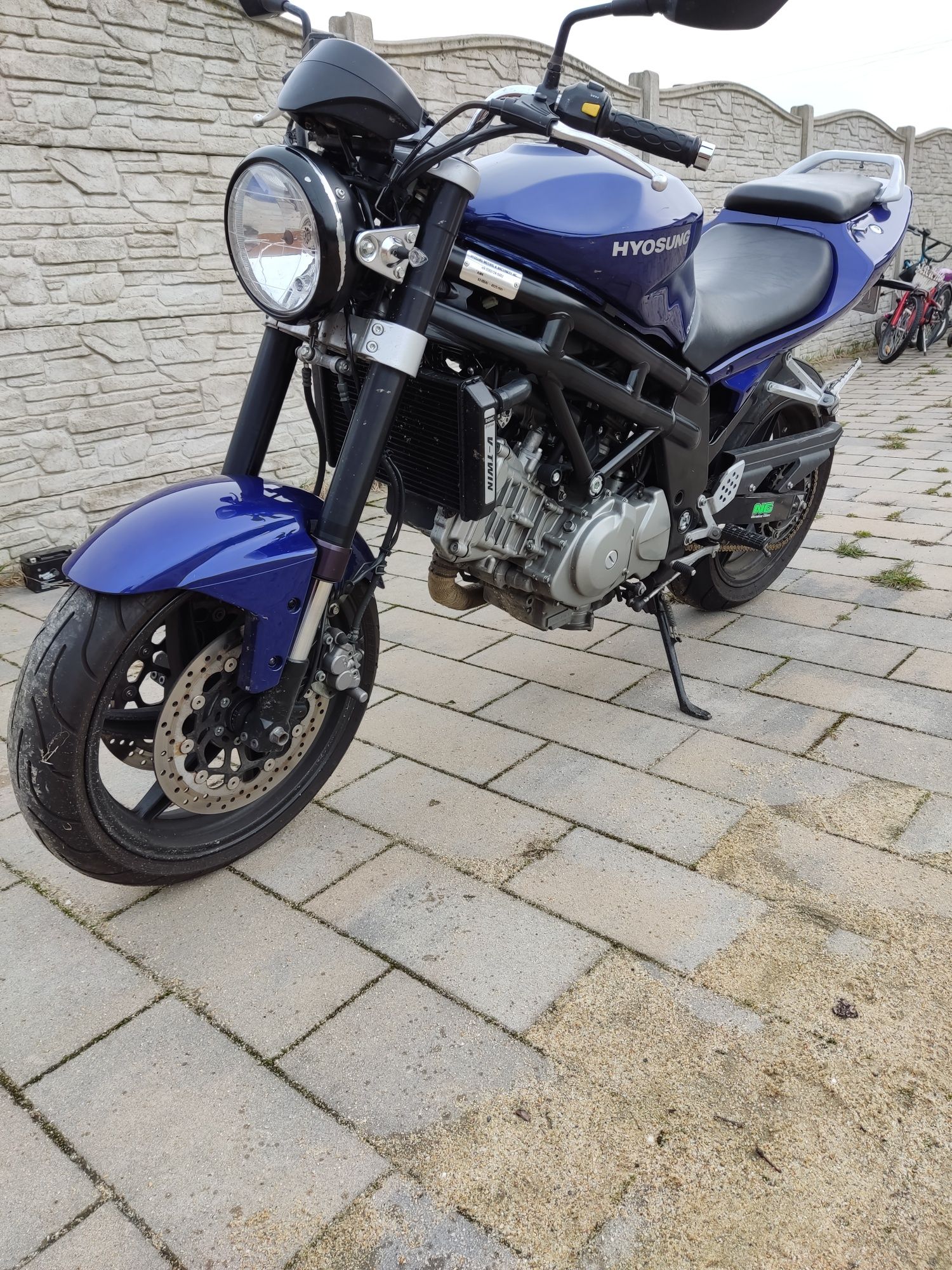 Hyosung GT 650 (nie Suzuki SV650)