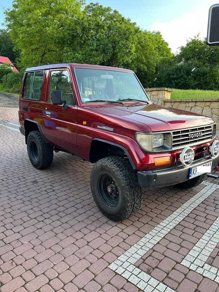 Land Cruiser RJ70 , super stan , konserw podwozia 2,4 BENZYNA - UNIKAT