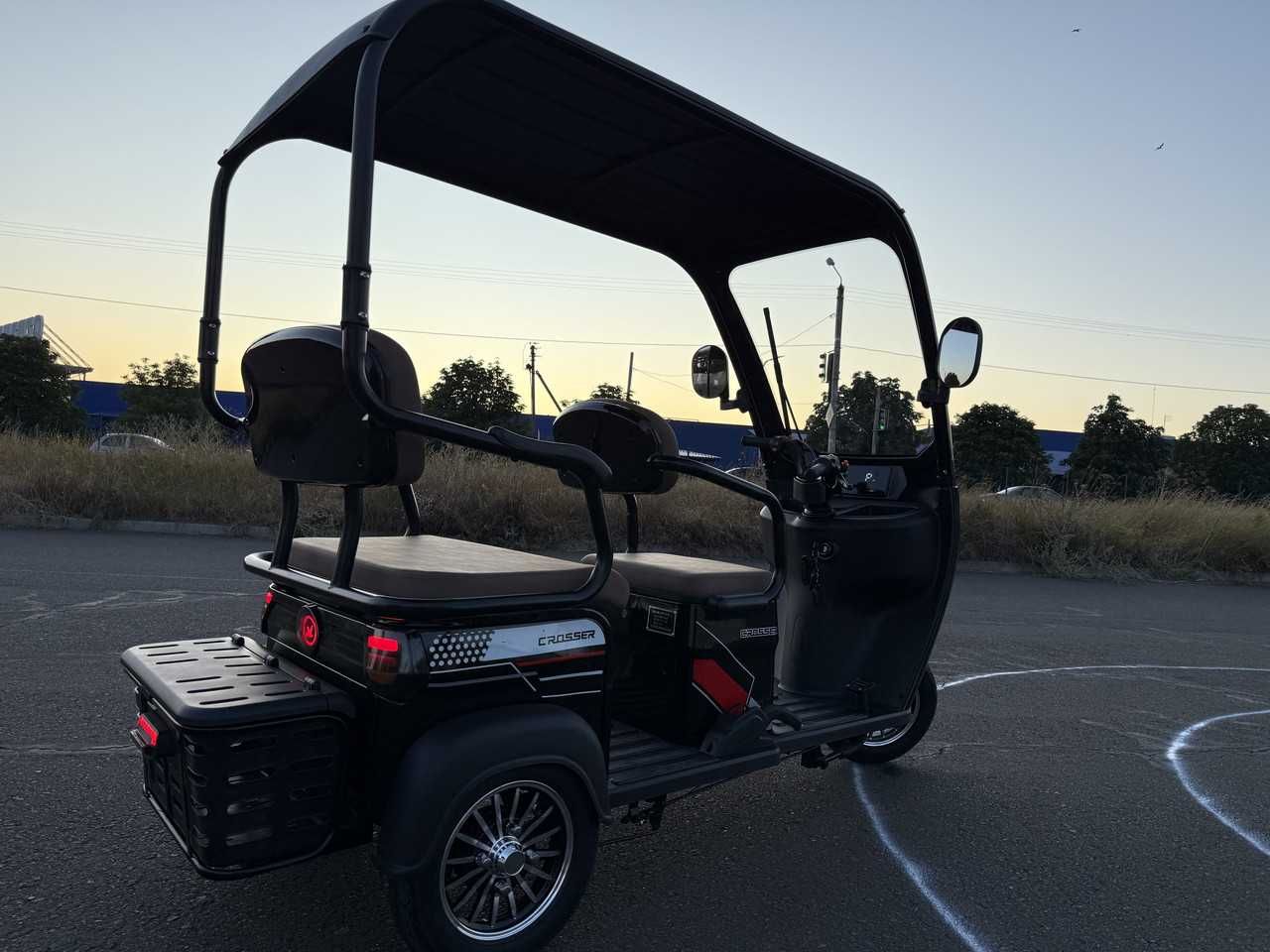 Crosser TR4- RD4 Рикша Трехколесный  Трицикл Електроскутер 800w/72v