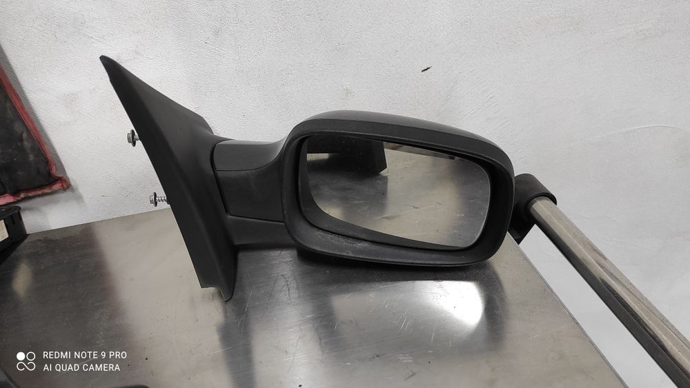 Renault Clio III lusterko prawe TEB66
