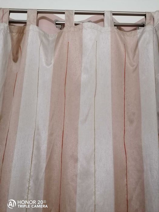 Cortinados quarto ou sala