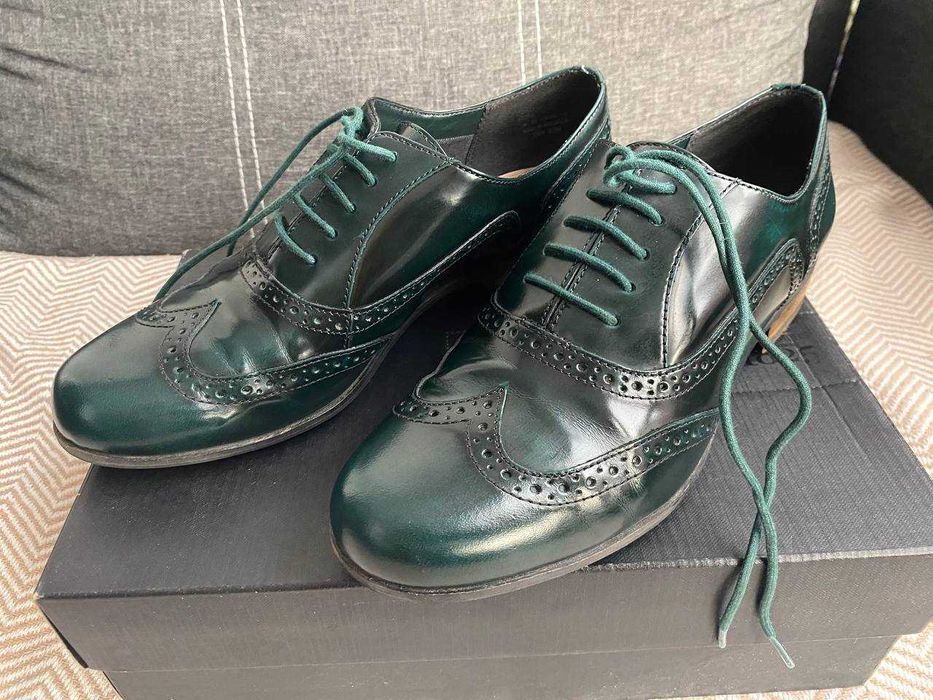 Женские классические туфли-оксфорды