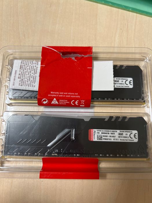 Оперативна пам’ять HyperX 16 GB DDR4 2400 MHz Fury RGB Black