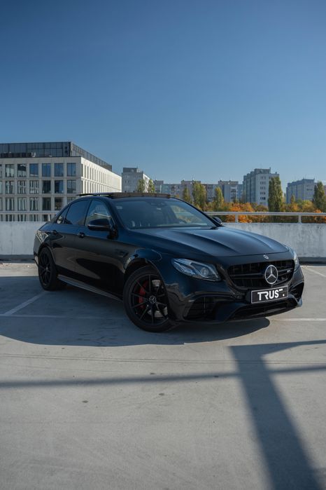 Wynajem Mercedes E63S 800hp OGNIE Z WYDECHU, Wypożyczalnia aut Premium