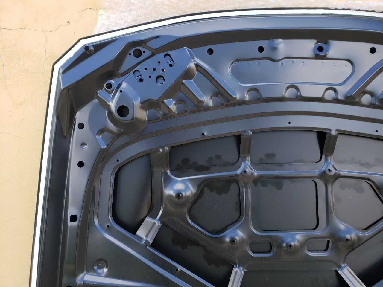 Капот на BMW 3 F30 / F31 - 4 F32 / F36 ( Сталь )
