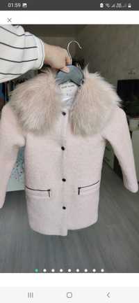 Пальто для дівчинки 116-122