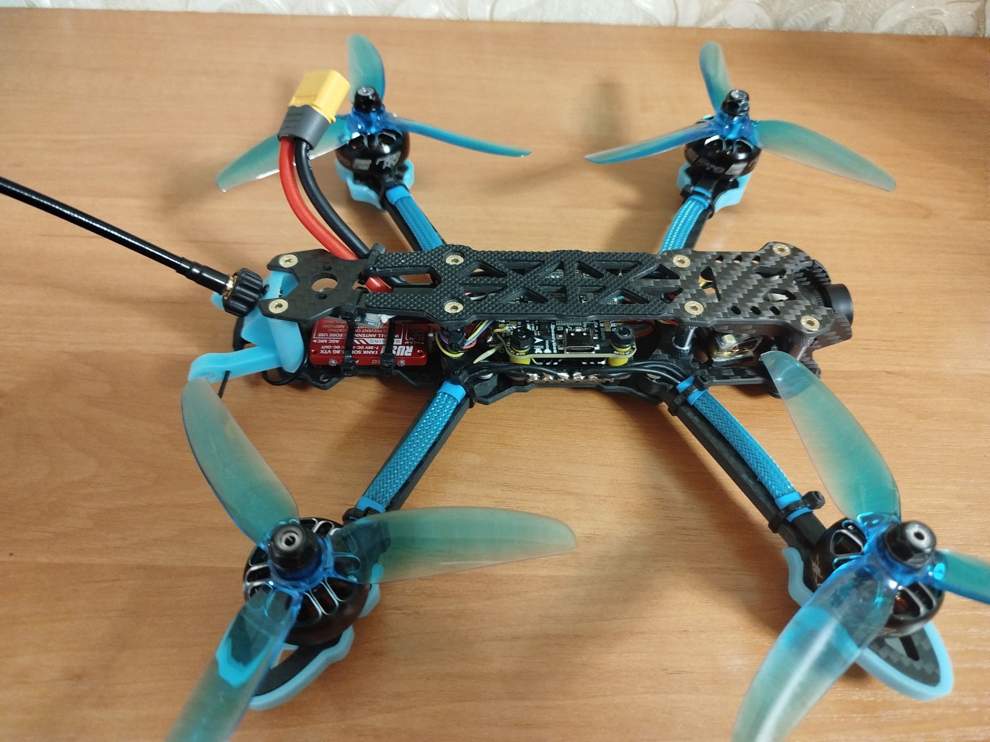 FPV дрон 5 дюймов