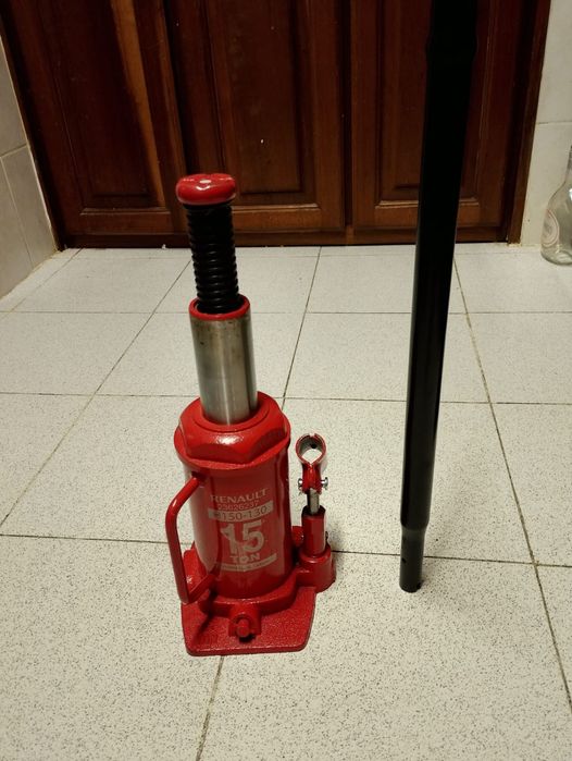 Macaco hidráulico de garrafa