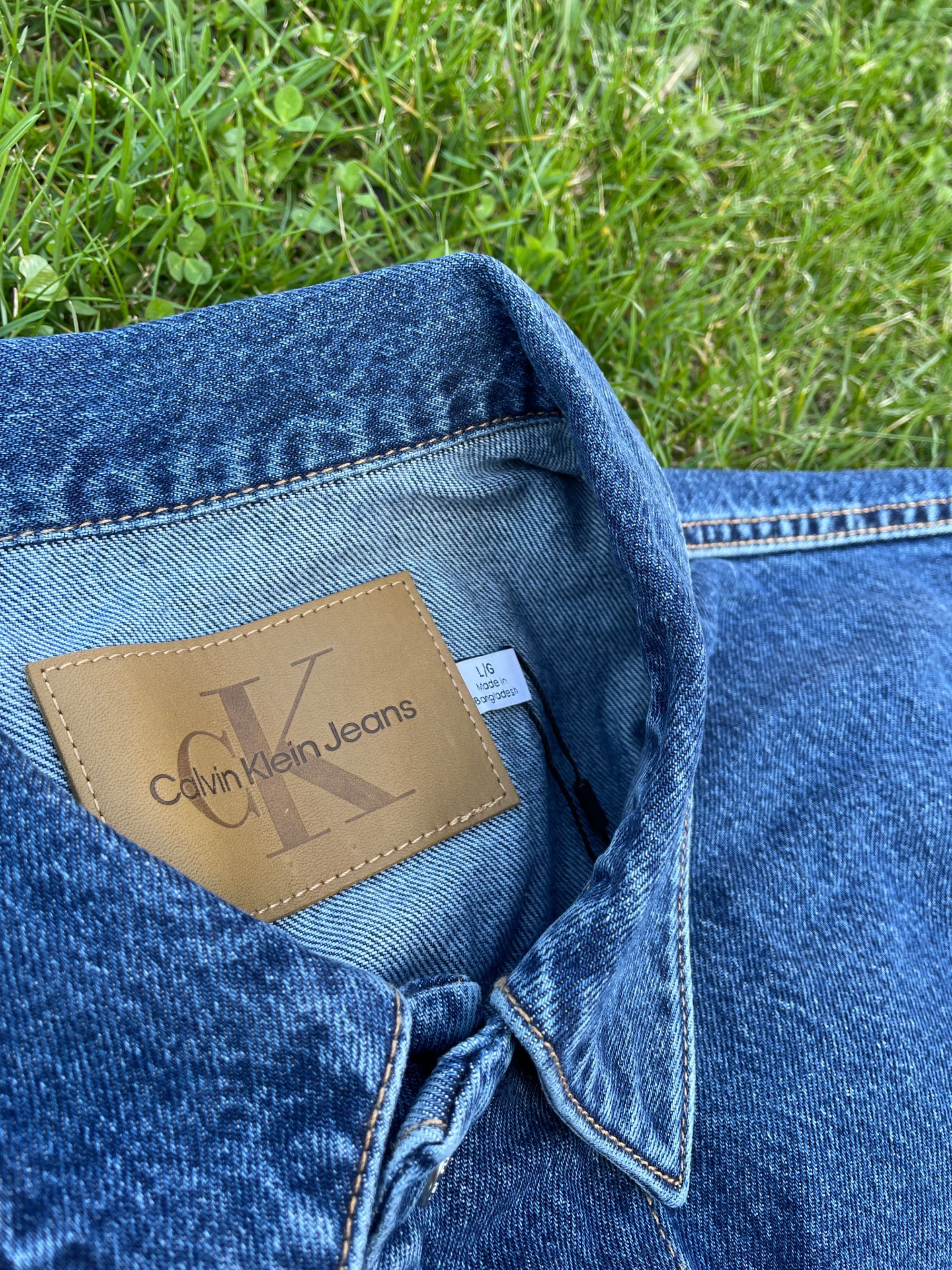 Calvin klein джинсовая куртка (ck 90s trucker jacket) c америки m,l,xl