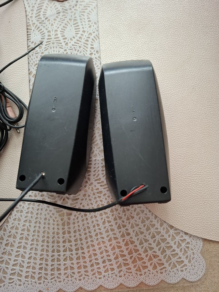 Taki zestaw głośników logitech