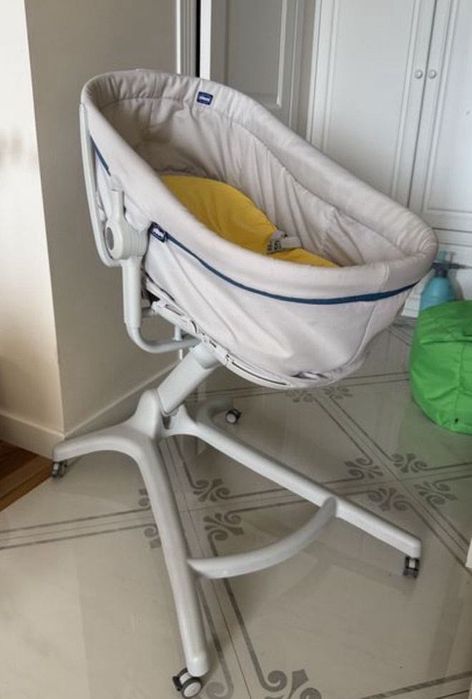 Chicco мобільне ліжечко-стільчик