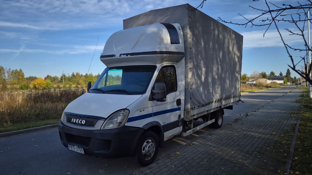 Iveco DAILY  3,0 plandeka 4,80m 10 europalet