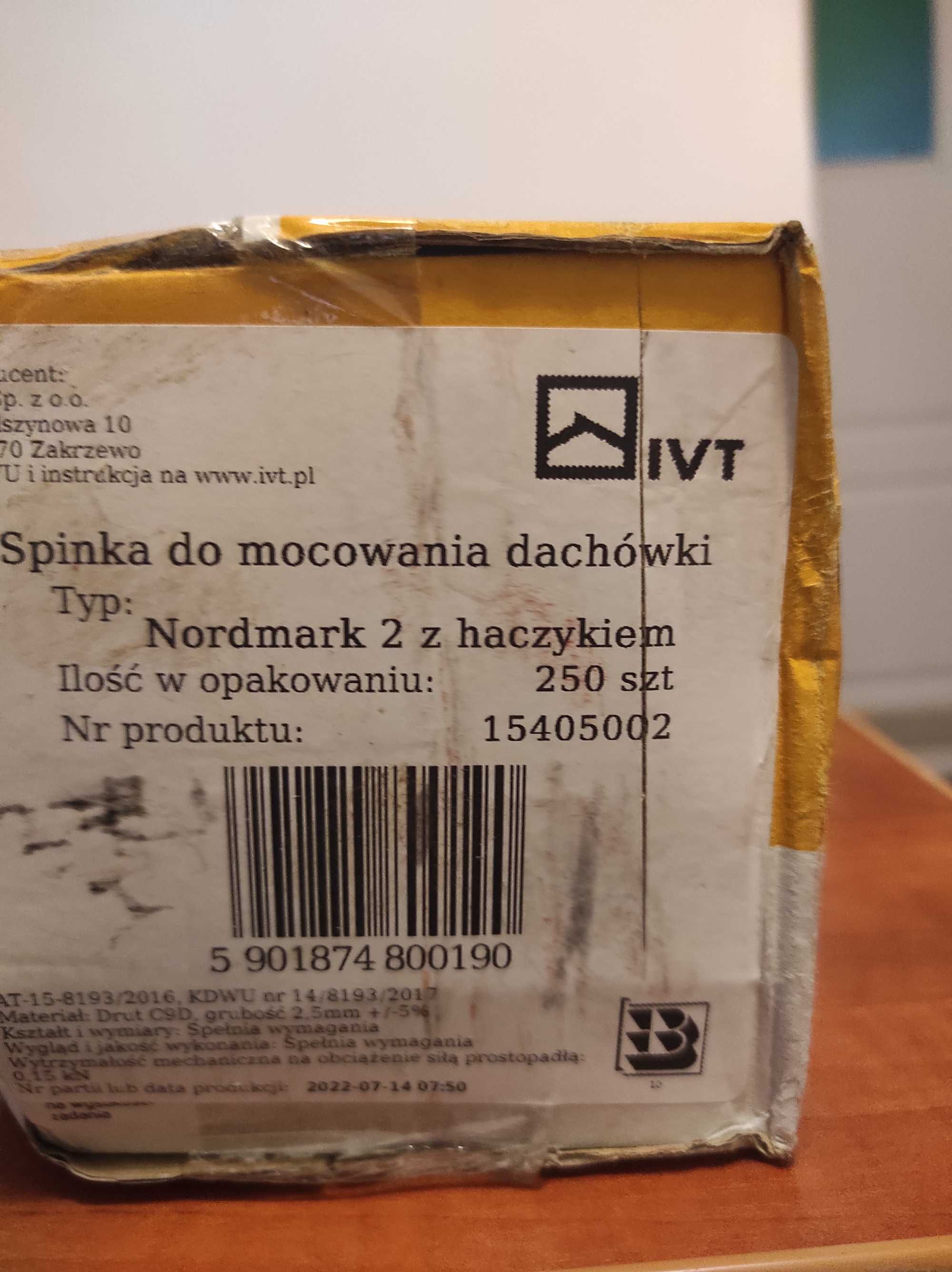 Spinka do mocowania dachówki