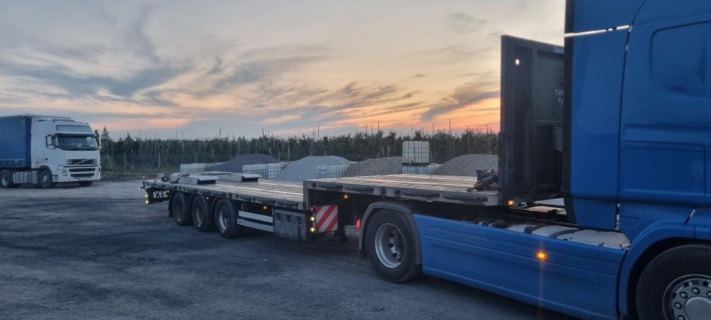 Naczepa leci trailer niskopodwoziowa niskopodwozie jumbo burtowa