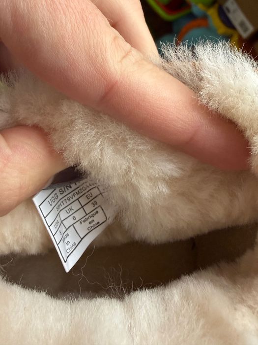 Ugg classic ultra mini 39,40