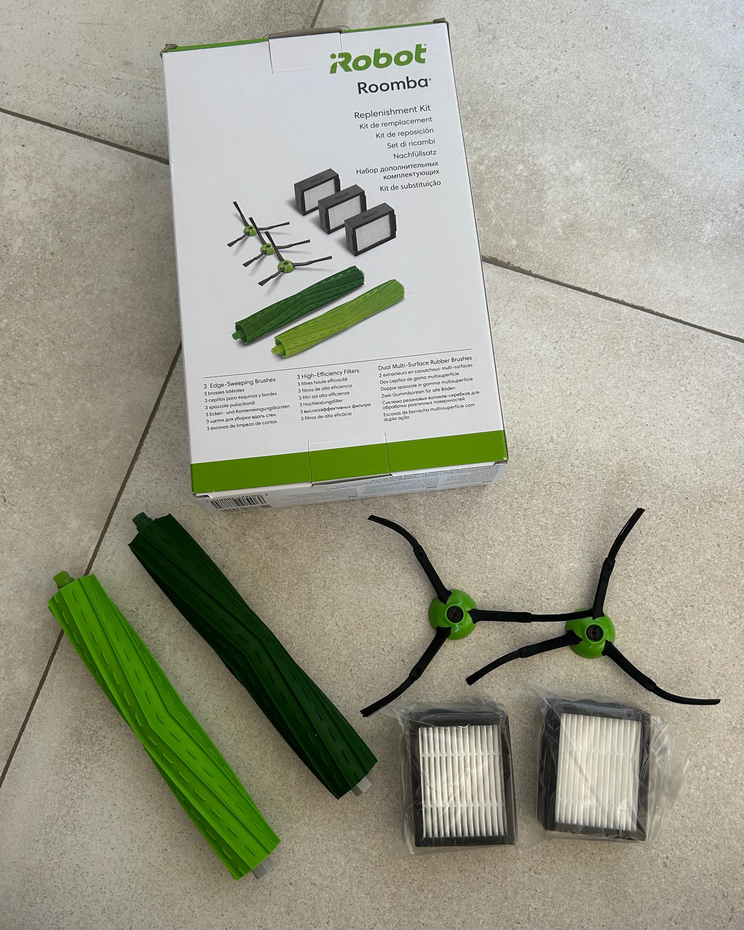 iRobot Roomba J7+ : aspirador + base + acessórios