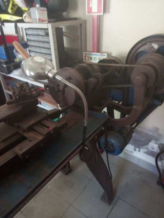 Torno mecânico 220v