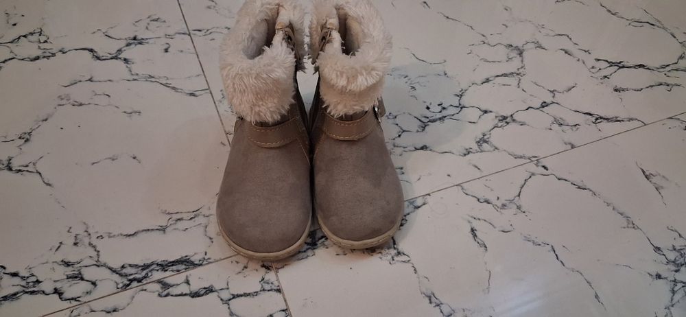 Сапожки, для дівчинки