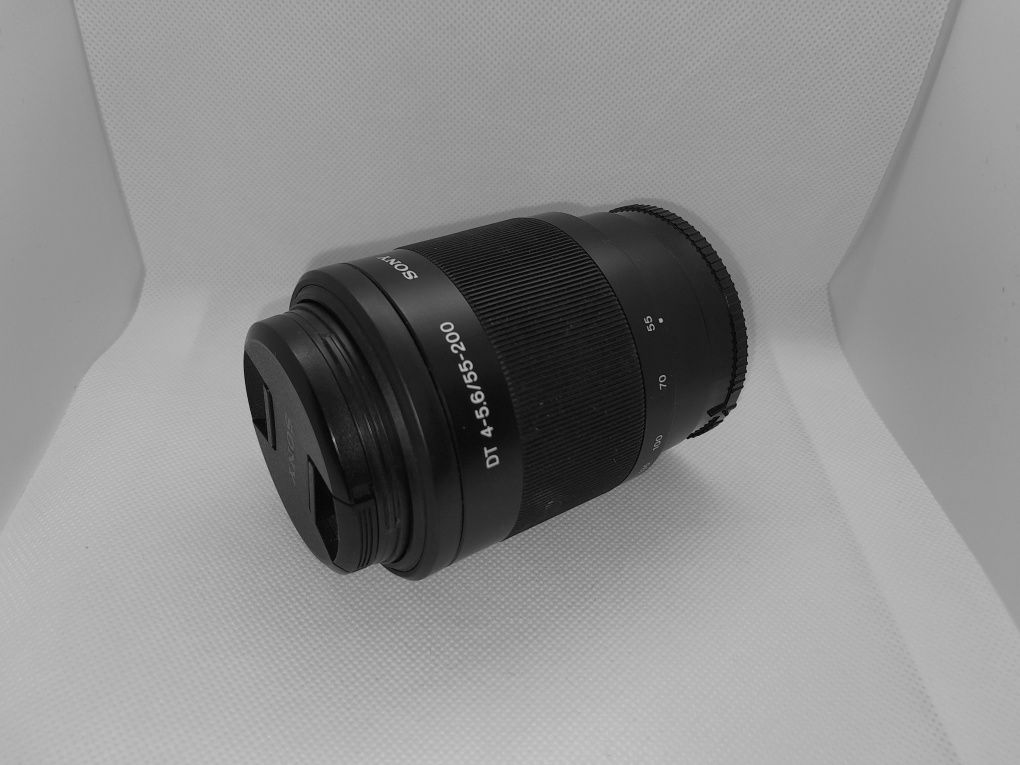 Obiektyw Sony DT f 4-5.6 55 - 200 mm teleobiektyw Sony A Minolta