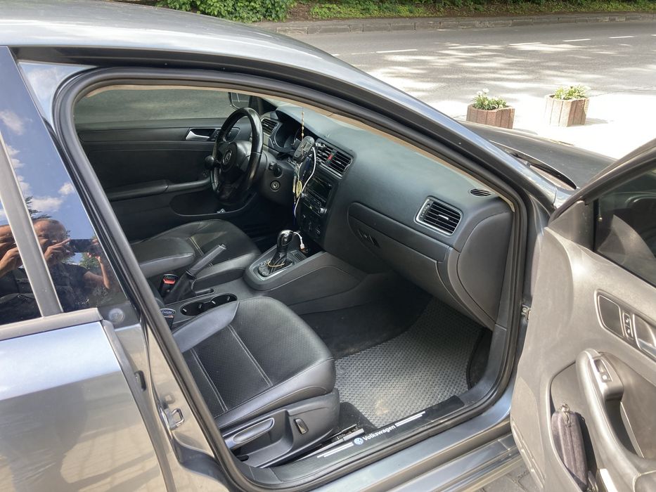 Фольсваген джета 6