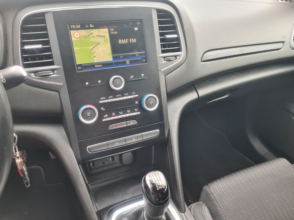Renault Megane / 1,5 diesel / 6 biegów / navi / Tempomat / Led