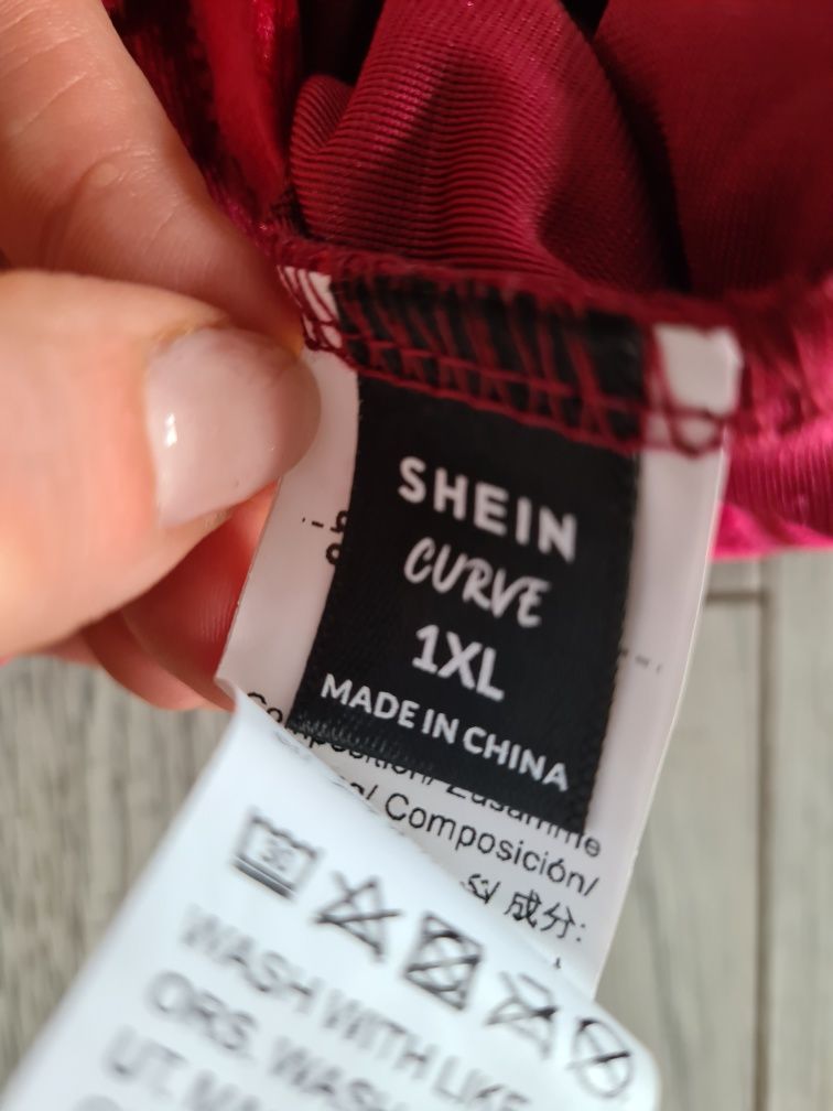 Welurowa sukienka, Shein S-M